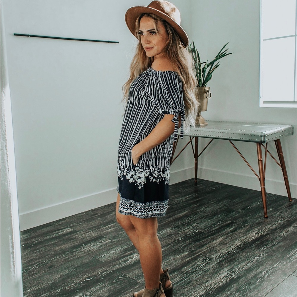 Mini dress